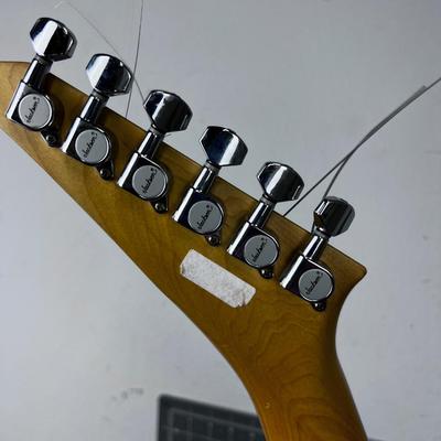 JACKSON "V" Guitar 6-String Electric
