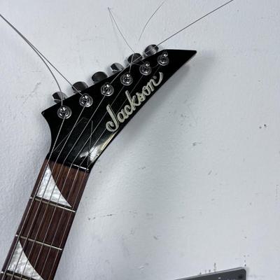 JACKSON "V" Guitar 6-String Electric