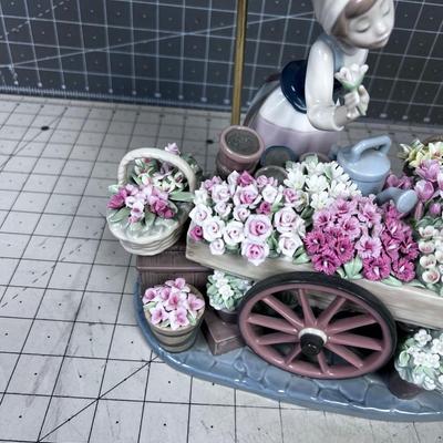 LLADRO 1454 Girl With Flower Cart and Umbrella 