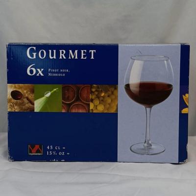 New Box of 6 Wine Glasses