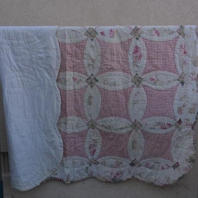 Vintage Double Wedding Ring Hand Pieced & Hand Stitched Quilt 86"x84"