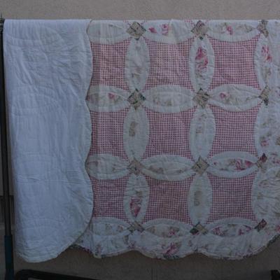 Vintage Double Wedding Ring Hand Pieced & Hand Stitched Quilt 86"x84"