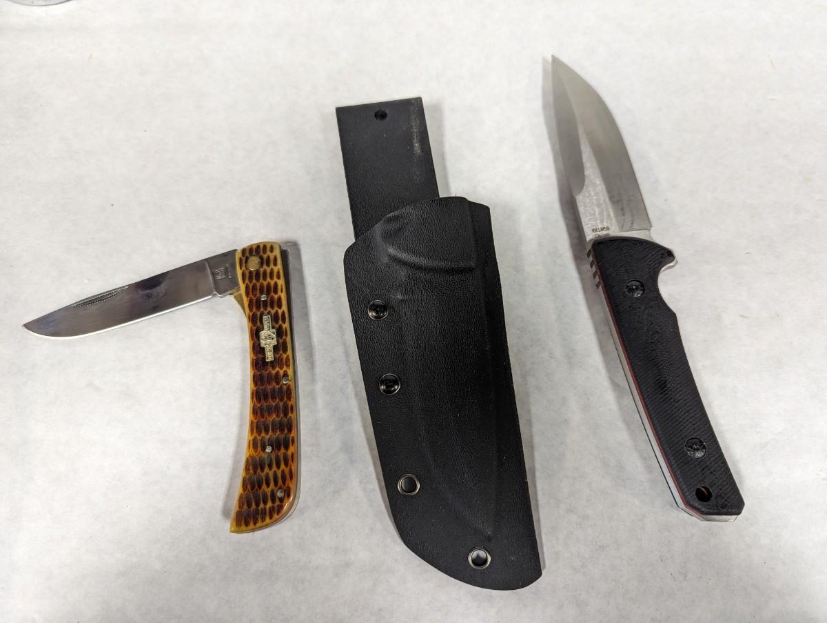 Rough Rider Pocket Knife RR772 & Rough Rider Fixed Blade RR1869 With ...