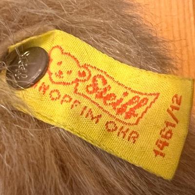 Vintage Steiff Lion with original tag â€œLeoâ€