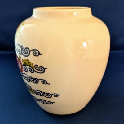 Virginia Tobacco Jar with Lid Royal Goedewaagen Polychrome Holland Delft