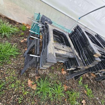 130 Plastic saw horses