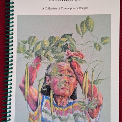 Monacan Indian Cookbook-A collection of contemporary Recipes 1998 Madison Hgts, VA