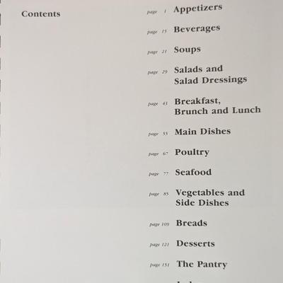 Good Cookin' from the Heart of Virginia Queena Stoval art 1985 First Edition printing Junior League of Lynchburg, Virginia