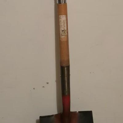 D Handle Shovel