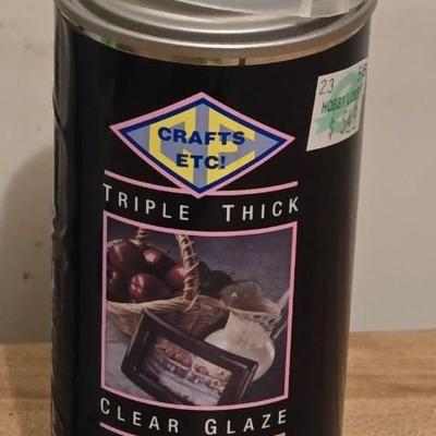 Spray Clear Acrylic & White Spray Paint