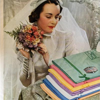 Original vintage copy of Vogue Magazine Oct 15 1938 Cover art by Jean Pages