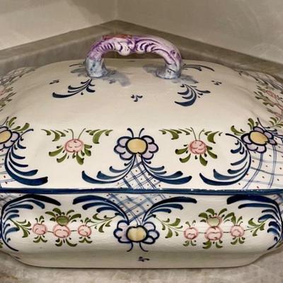 Porcelain casserole dish