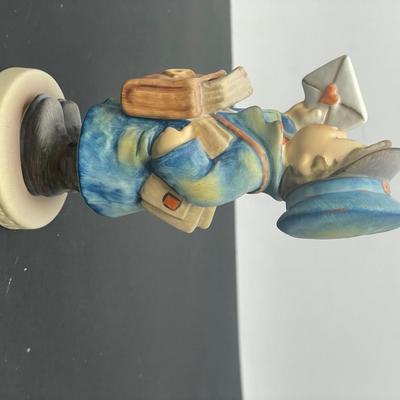 Goebel Hummel Figurine "Postman" #119