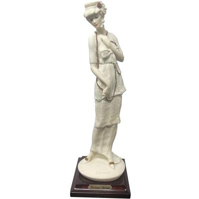 Giuseppe Armani LADY WITH NECKLACE Figurine 9" H