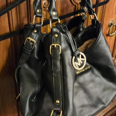 MICHAEL KORS Black Leather Handbag