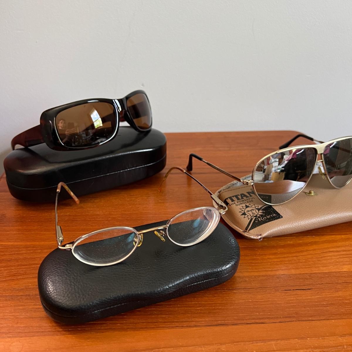 Ocvi Lot of Glasses - Foster Grant, Elizabeth Arden | EstateSales.org