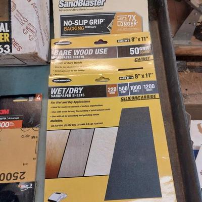 DUEL MOTION SANDER AND SANDPAPER