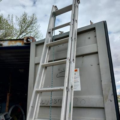 EXTENTION LADDER