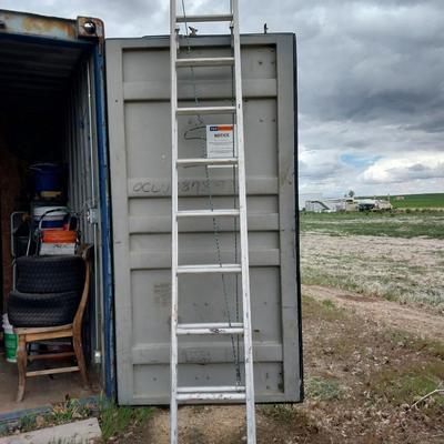 EXTENTION LADDER