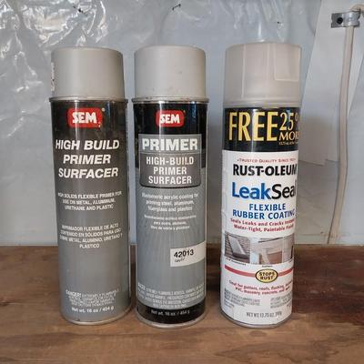 VARIETY OF SPRAY PAINT