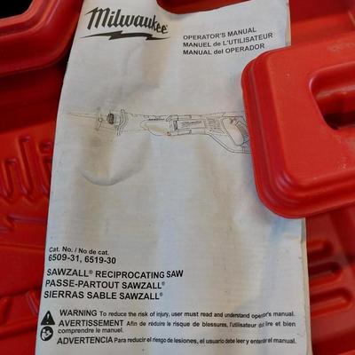 MILWAUKEE IN CARRY CASE