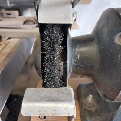 6" BENCH GRINDER