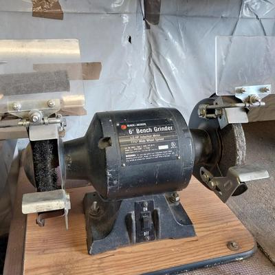 6" BENCH GRINDER
