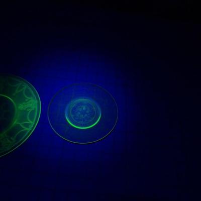 Uranium/Depression glass 6" and 8" plates
