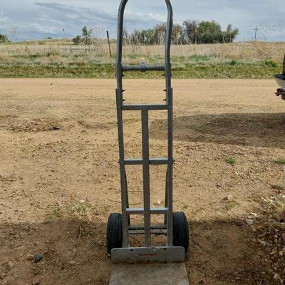 HAND TRUCK