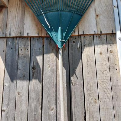 SHOVELS AND RAKES