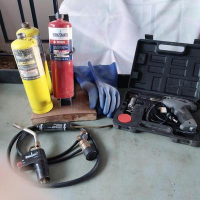 100-WATT SOLDERING GUN.-BERNZOMATIC TORCHES-MAP GAS AND OXYGEN TANKS