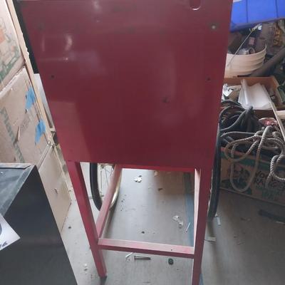 METAL POPCORN STAND ON WHEELS