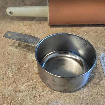 Mixed Lot of Kitchen Items