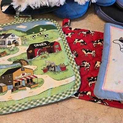 Farm & Garden Theme Kitchen Towels & Potholders