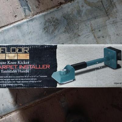 KNEE KICKER CARPET INSTALLER