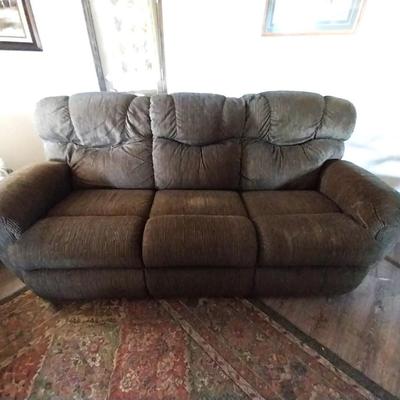 RECLINING SOFA
