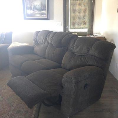 RECLINING SOFA