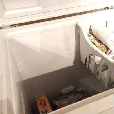 CROSELY COMMERCIAL CHEST FREEZER