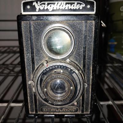 VOIGTLANDER ANTIQUE CAMERA