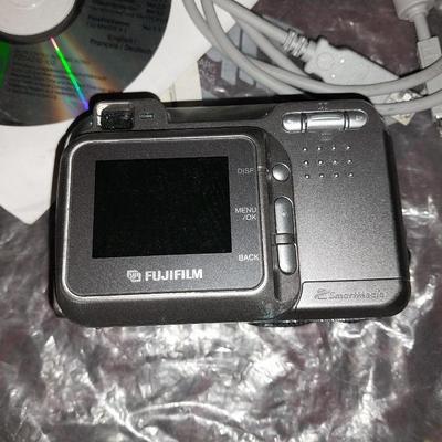 FUGIFILM DIGITAL CAMERA