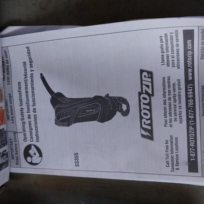 STEEL HOLESAW SET AND ROTO ZIP