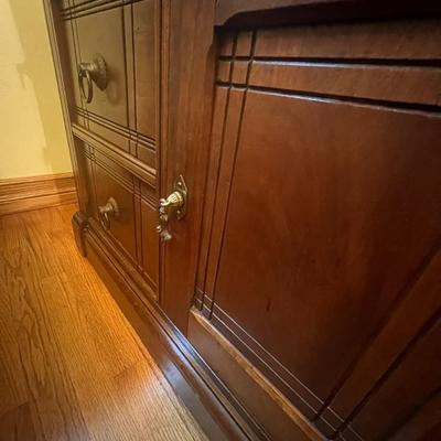 Antique Chest of Drawers