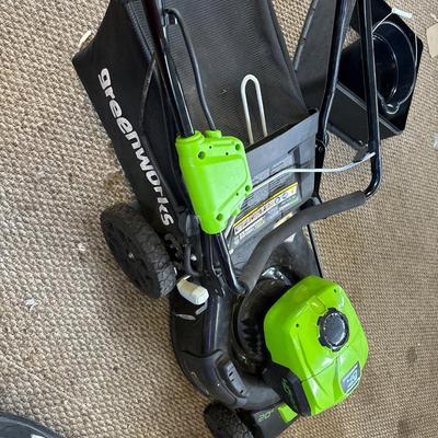 Free shipping Greenworks 40V battery operated 20 inch brushless mower with bag like new