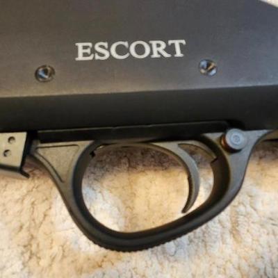 LOCAL PICK UP ONLY Escort Slugger Hatsan Arm Company 12 ga 3 inch magnum with Case