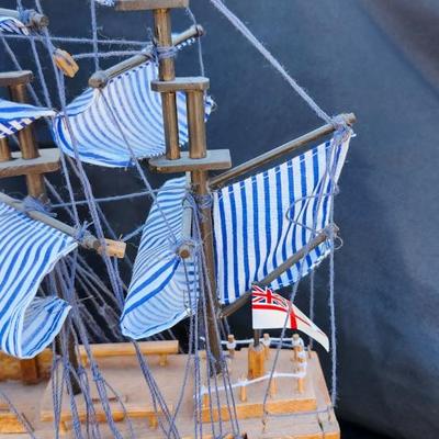 Wooden Ship HMS VICTORY Model Sailboat Clipper Boat Nautical Sailing Ocean Sea