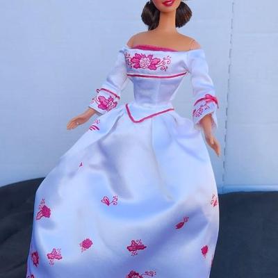 Avon Barbie Lot