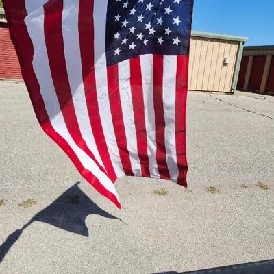 Flag and Planter lot