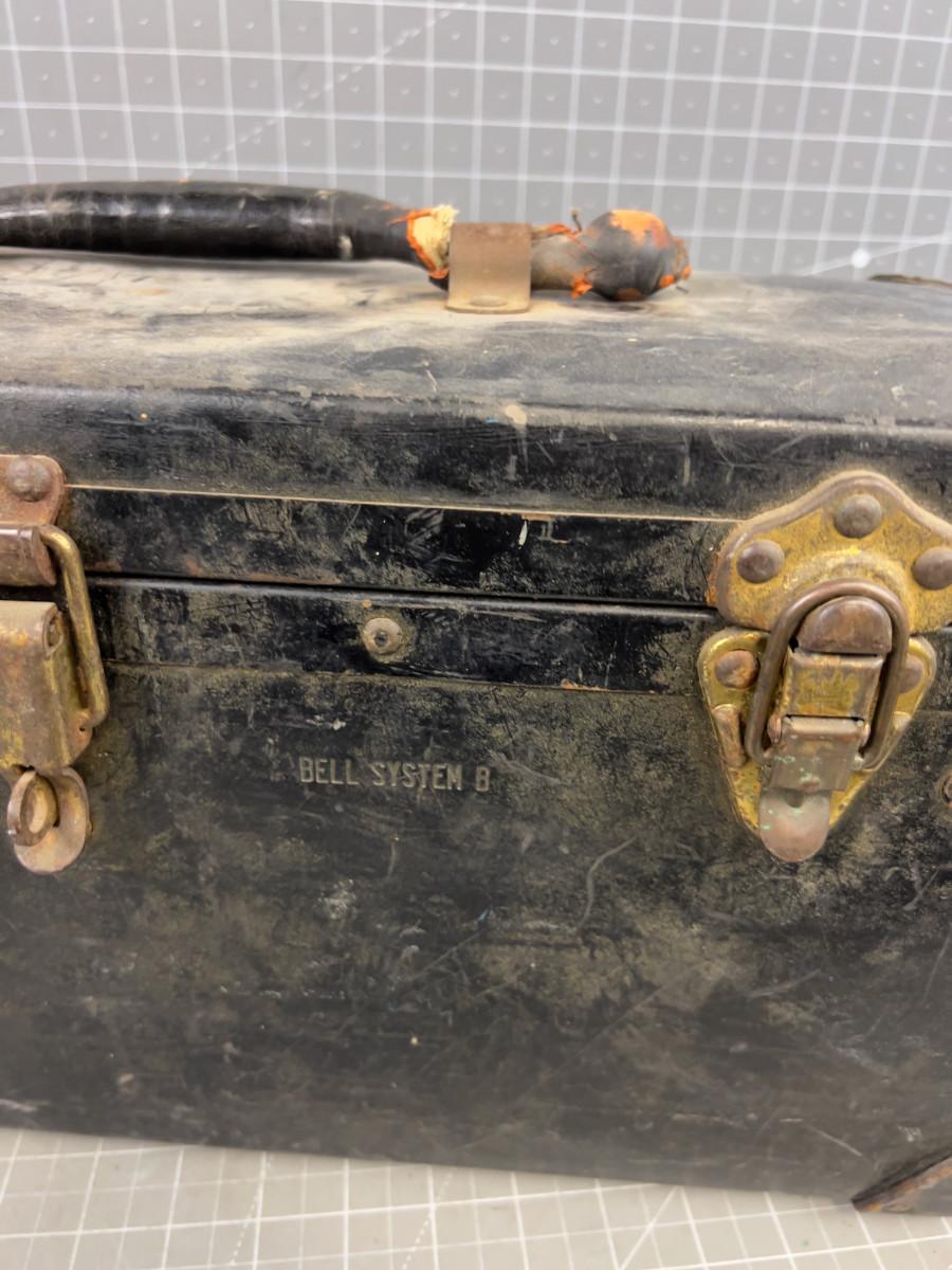 Vintage Bell Systems Tool Box | EstateSales.org