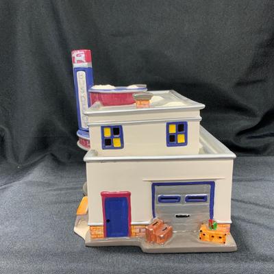 Lot 44 | Reindeer Bus Depot