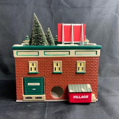 Lot 104 | Hershey’s Chocolate Shop